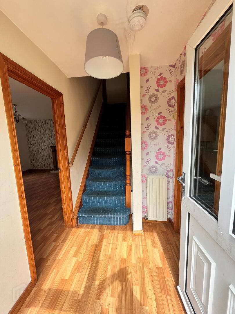 6 Minorca Drive 5 of 14