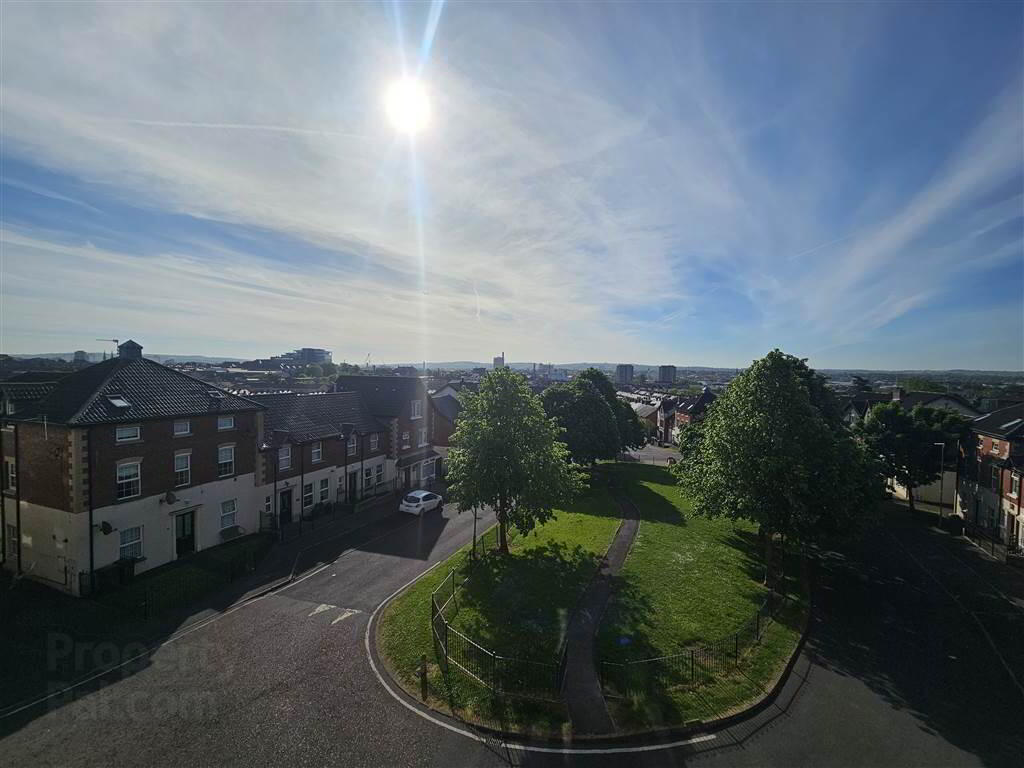 Apt 9 42, St Marys Gardens 6 of 6