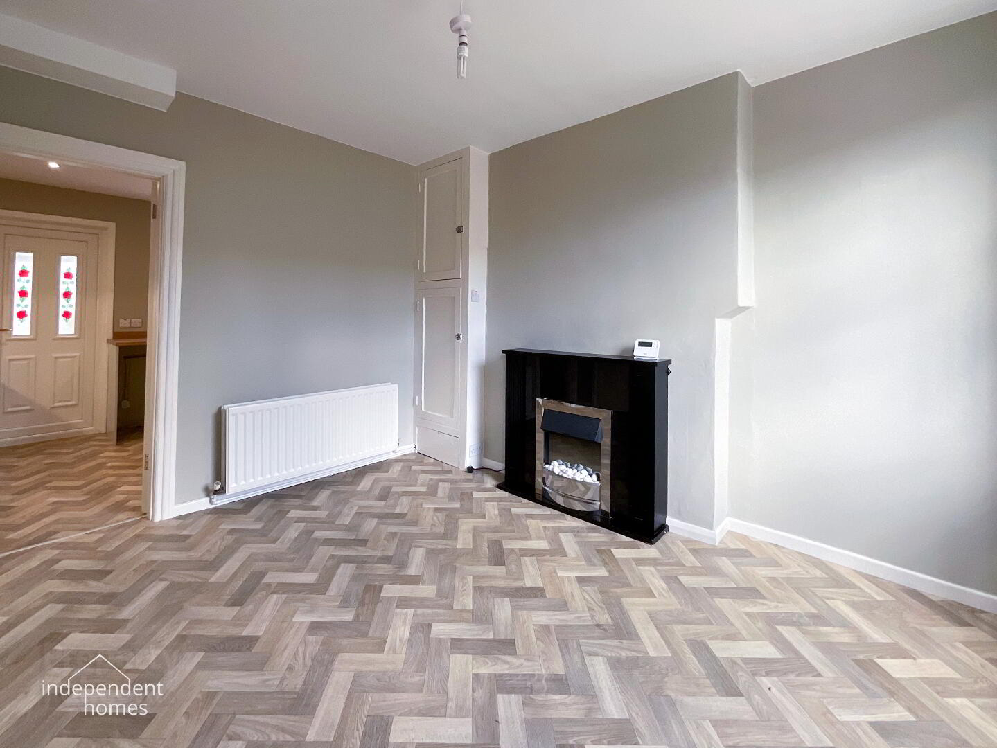 25  Bank Road 3 of 9
