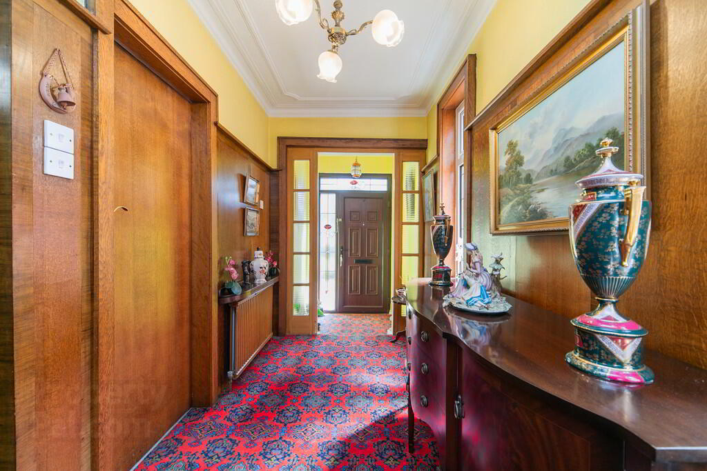 119 Malone Road 4 of 29