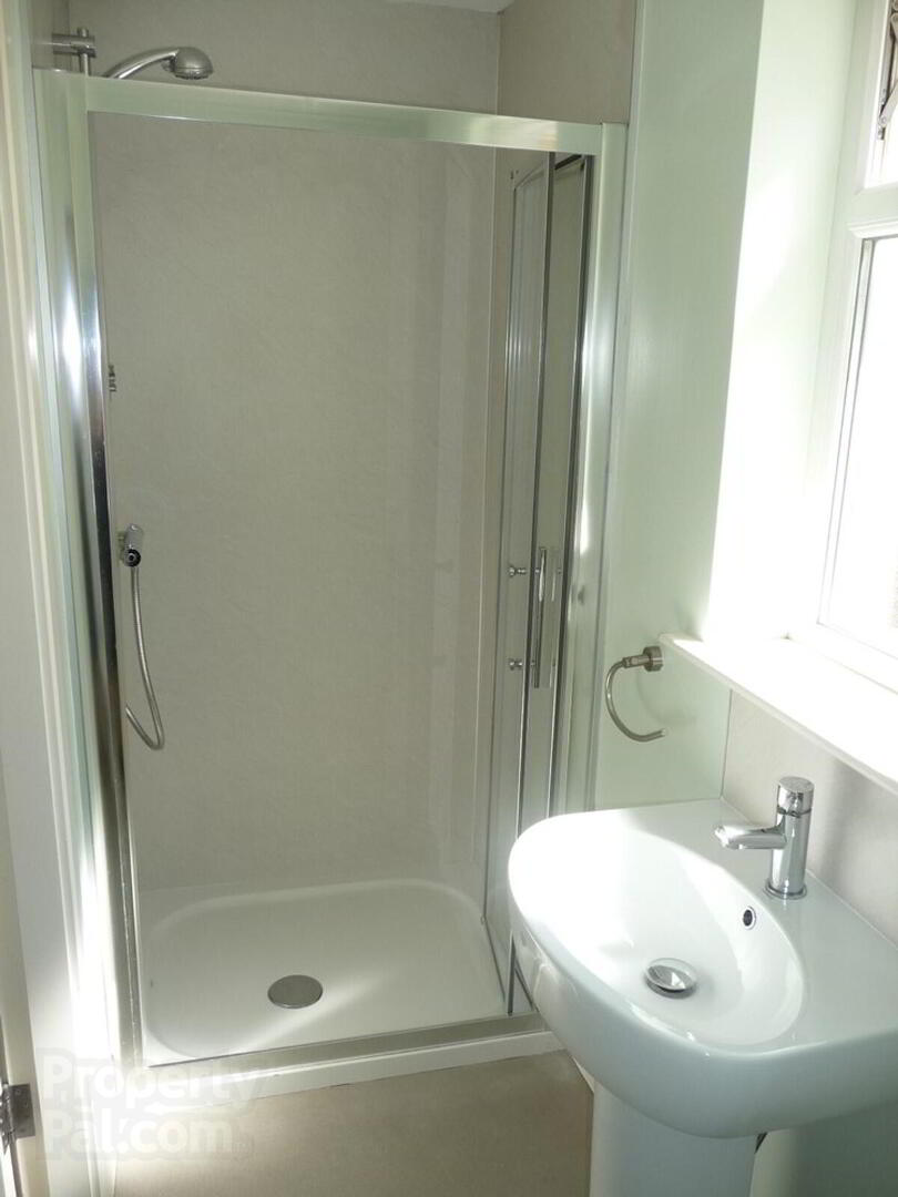 Apt 3, 6-8 Malone Avenue 10 of 10