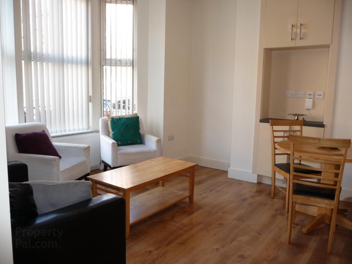 Apt 3, 6-8 Malone Avenue 2 of 10