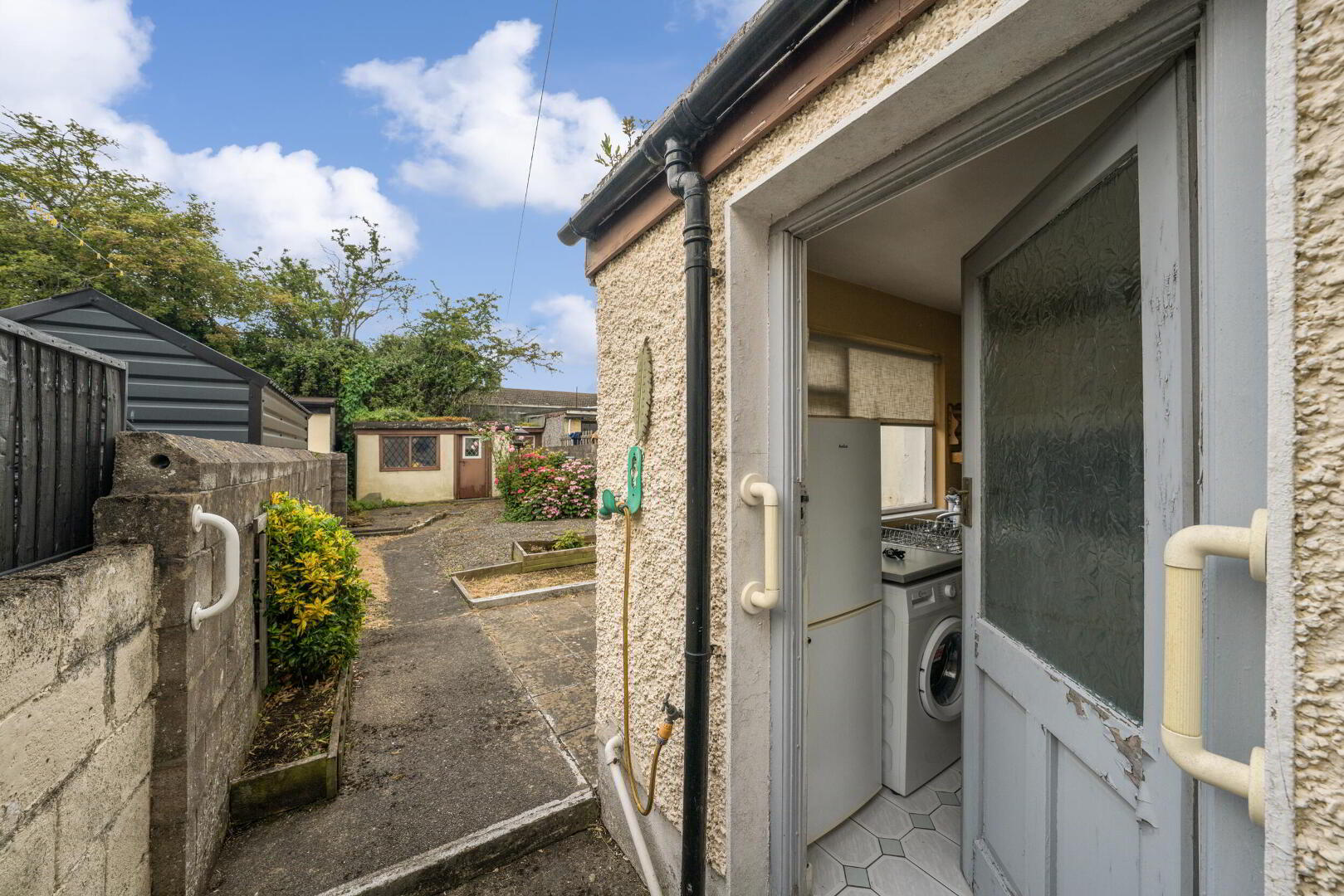 69 Mellowes Avenue 14 of 19