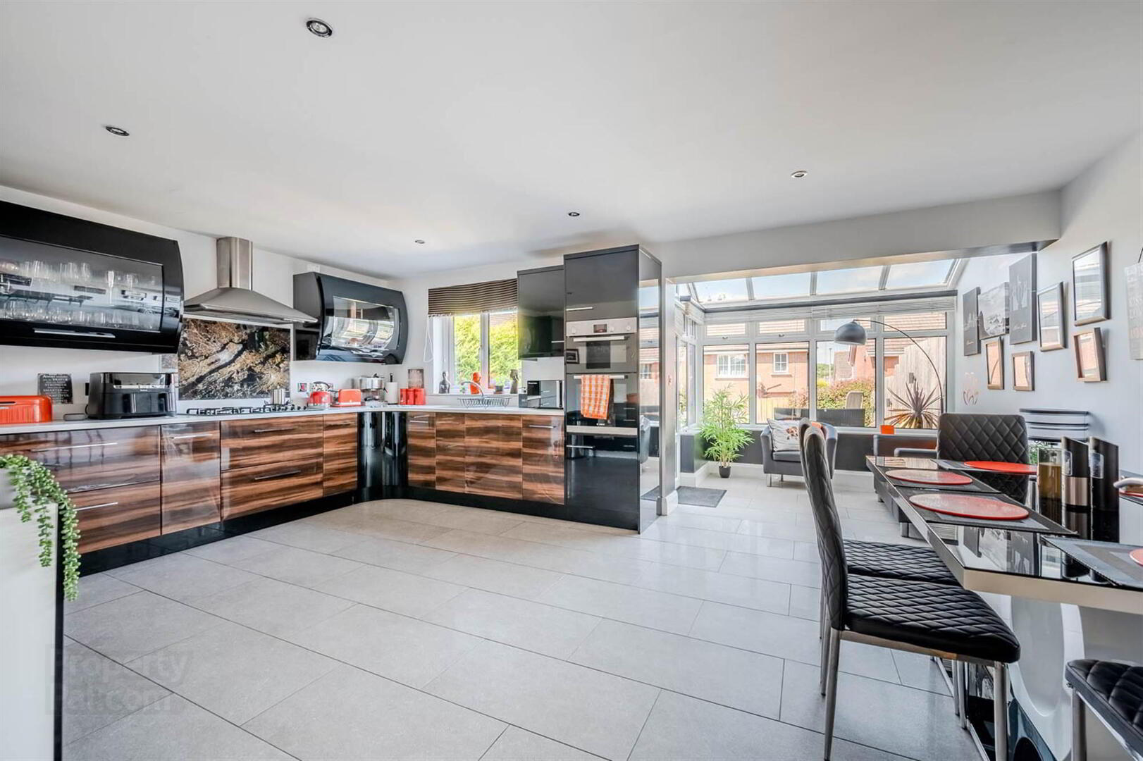 10 Ardvanagh Court 11 of 33