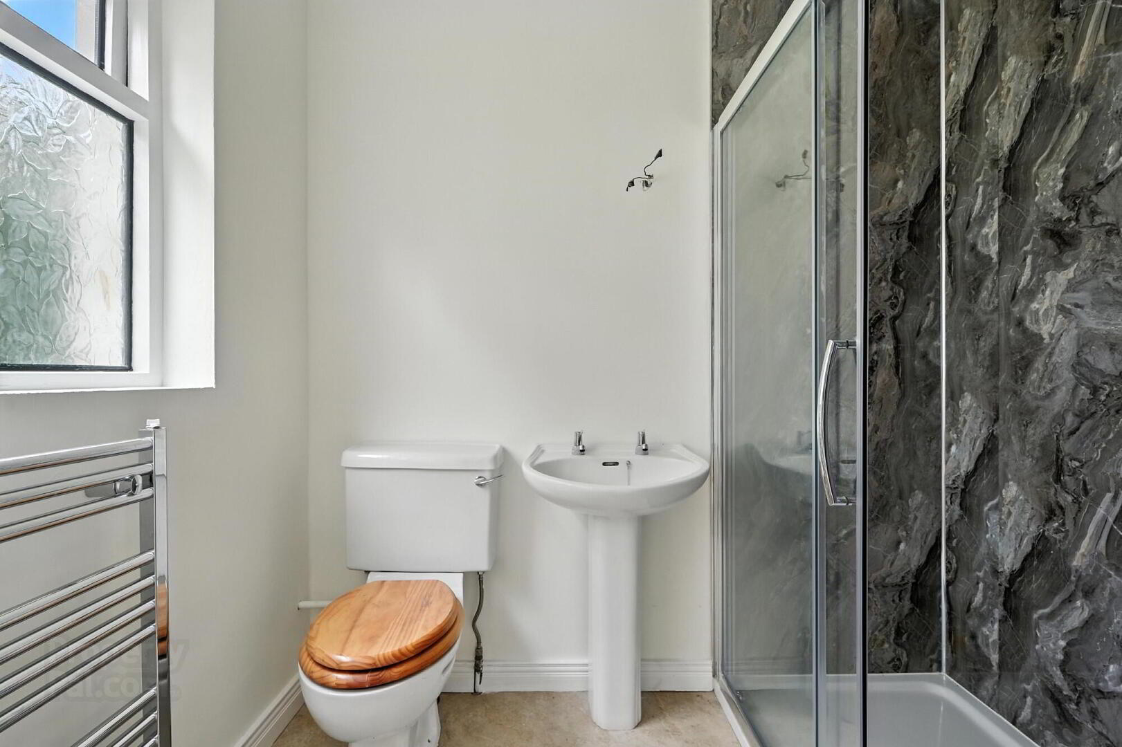 40 Tullywest Road 22 of 34