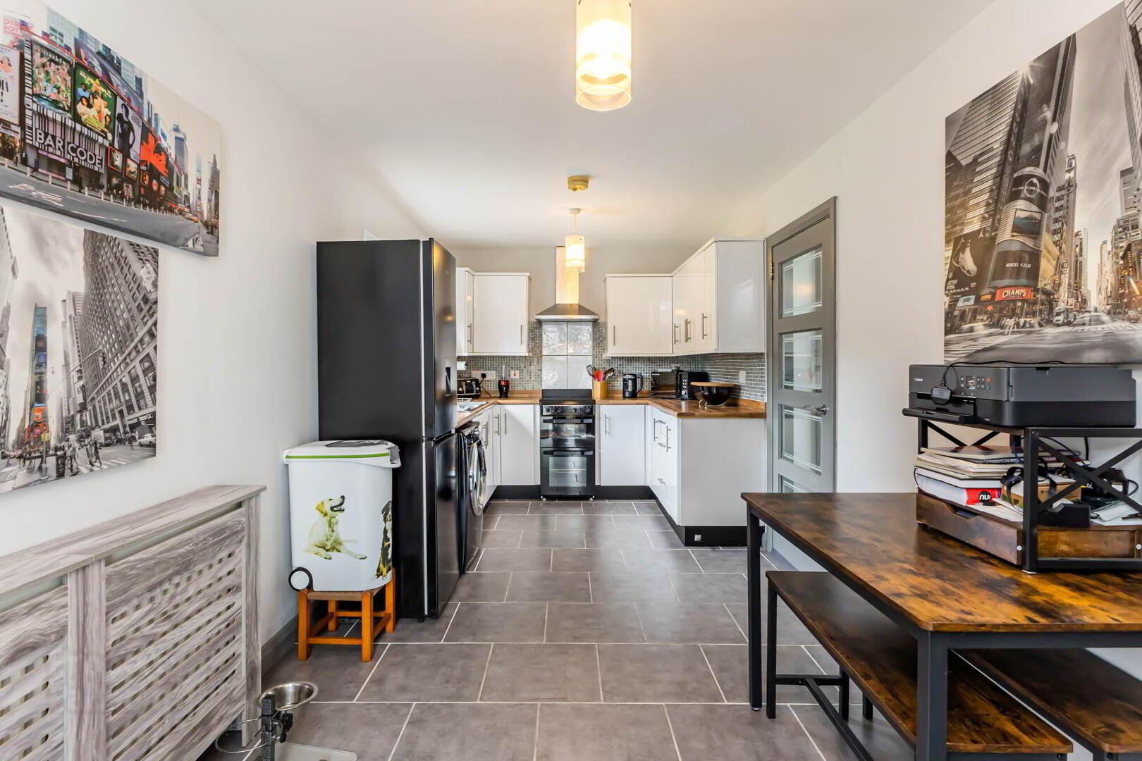 11 Camlin Gardens 20 of 32