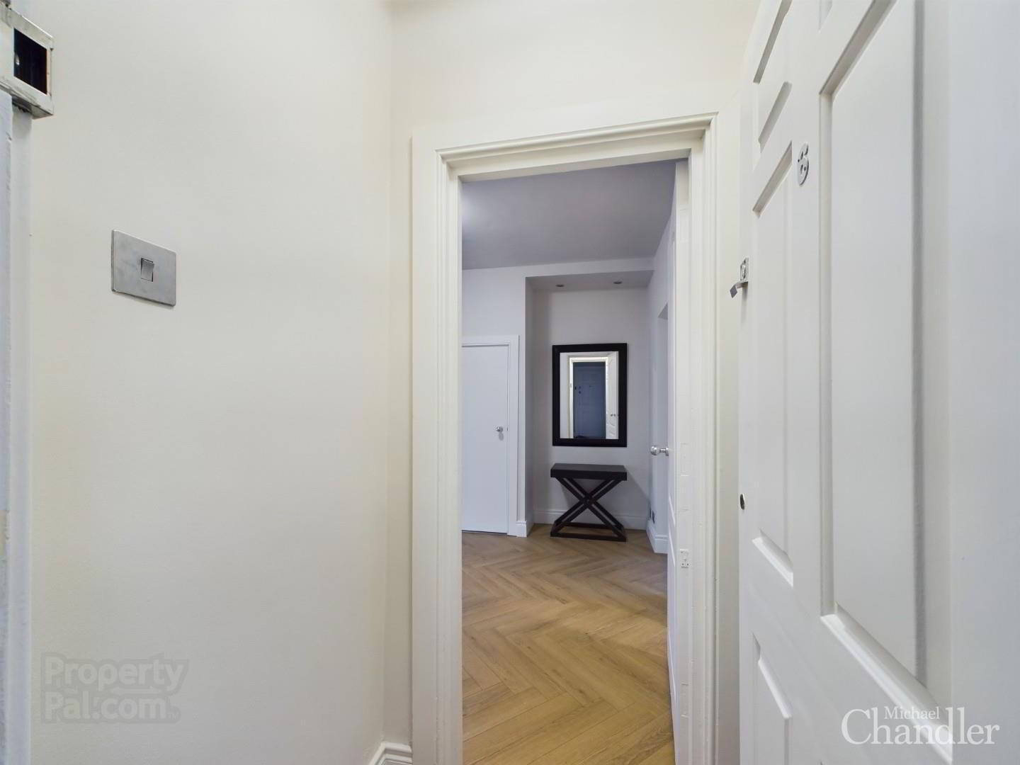 Apt 6, Holyrood Manor 4 of 17