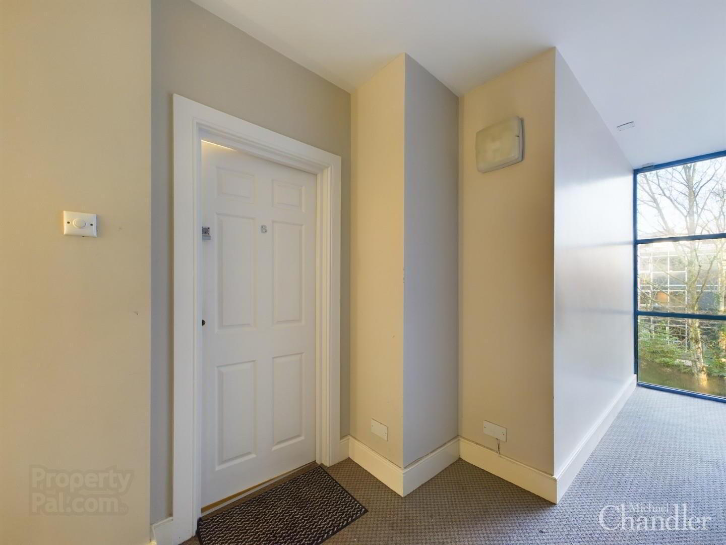 Apt 6, Holyrood Manor 3 of 17
