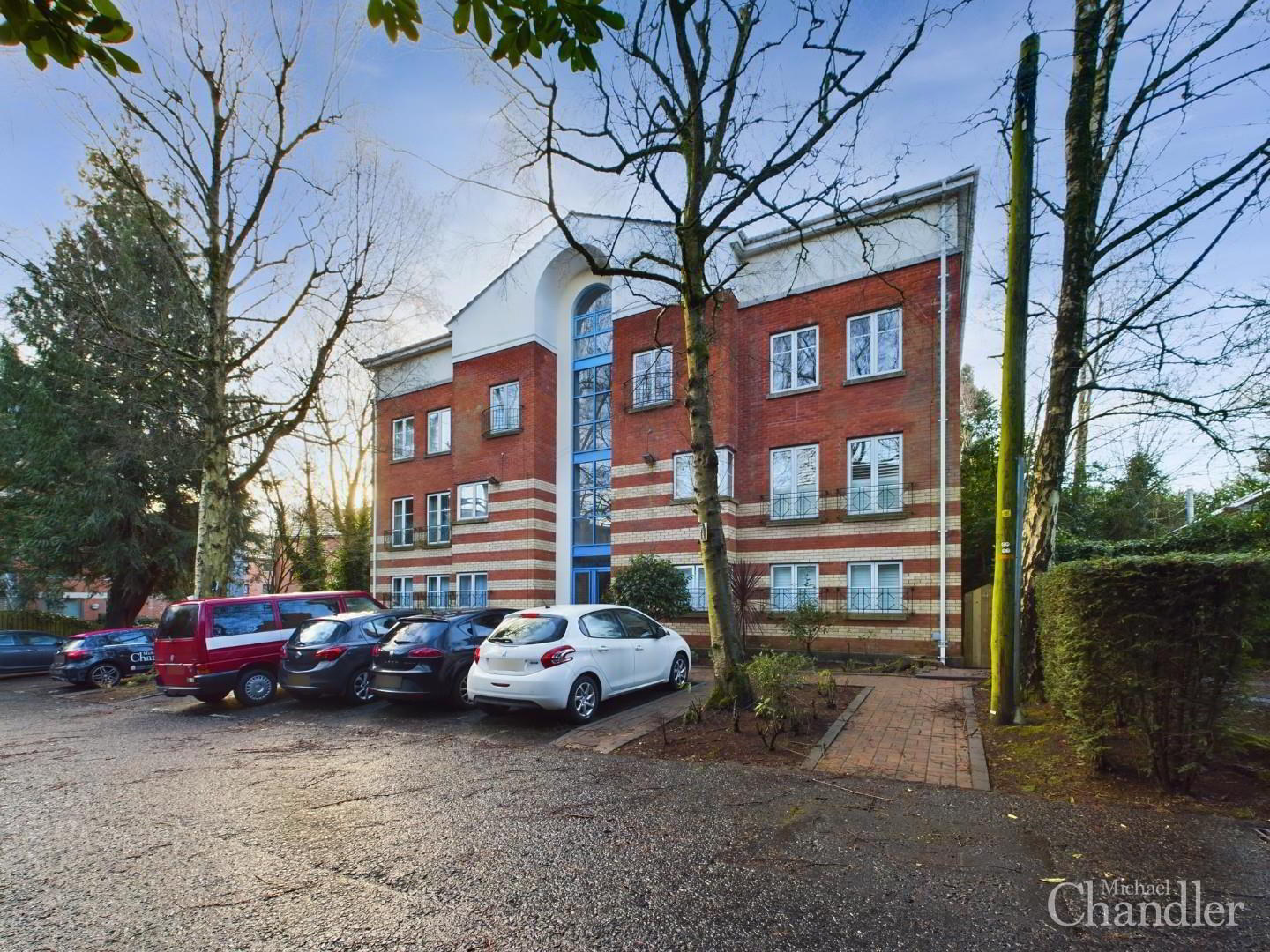 Apt 6, Holyrood Manor 1 of 17