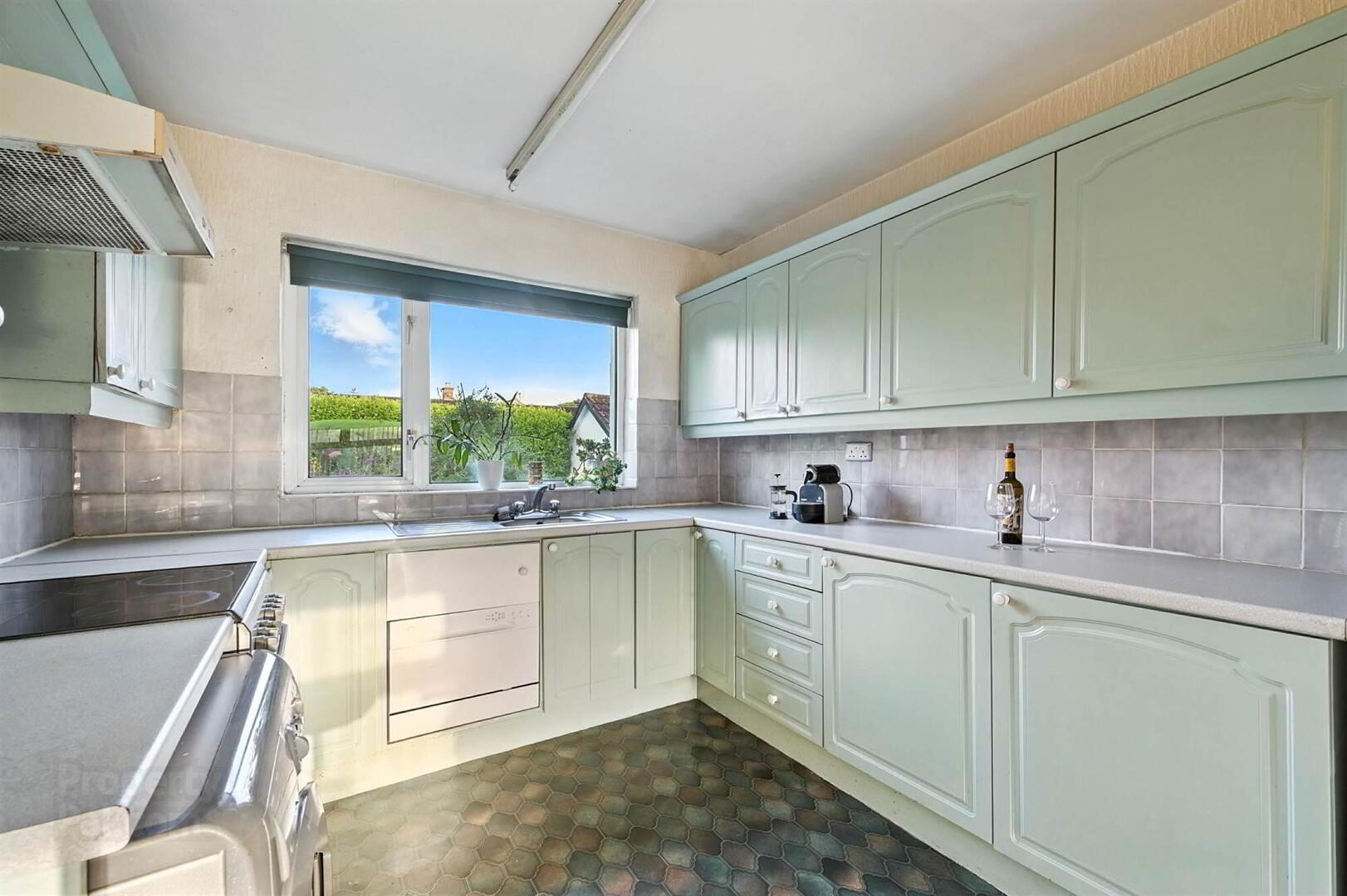 32 Bayview Road 9 of 22