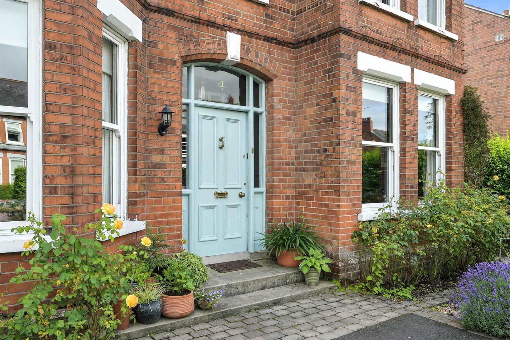 4 Ormiston Gardens 2 of 43