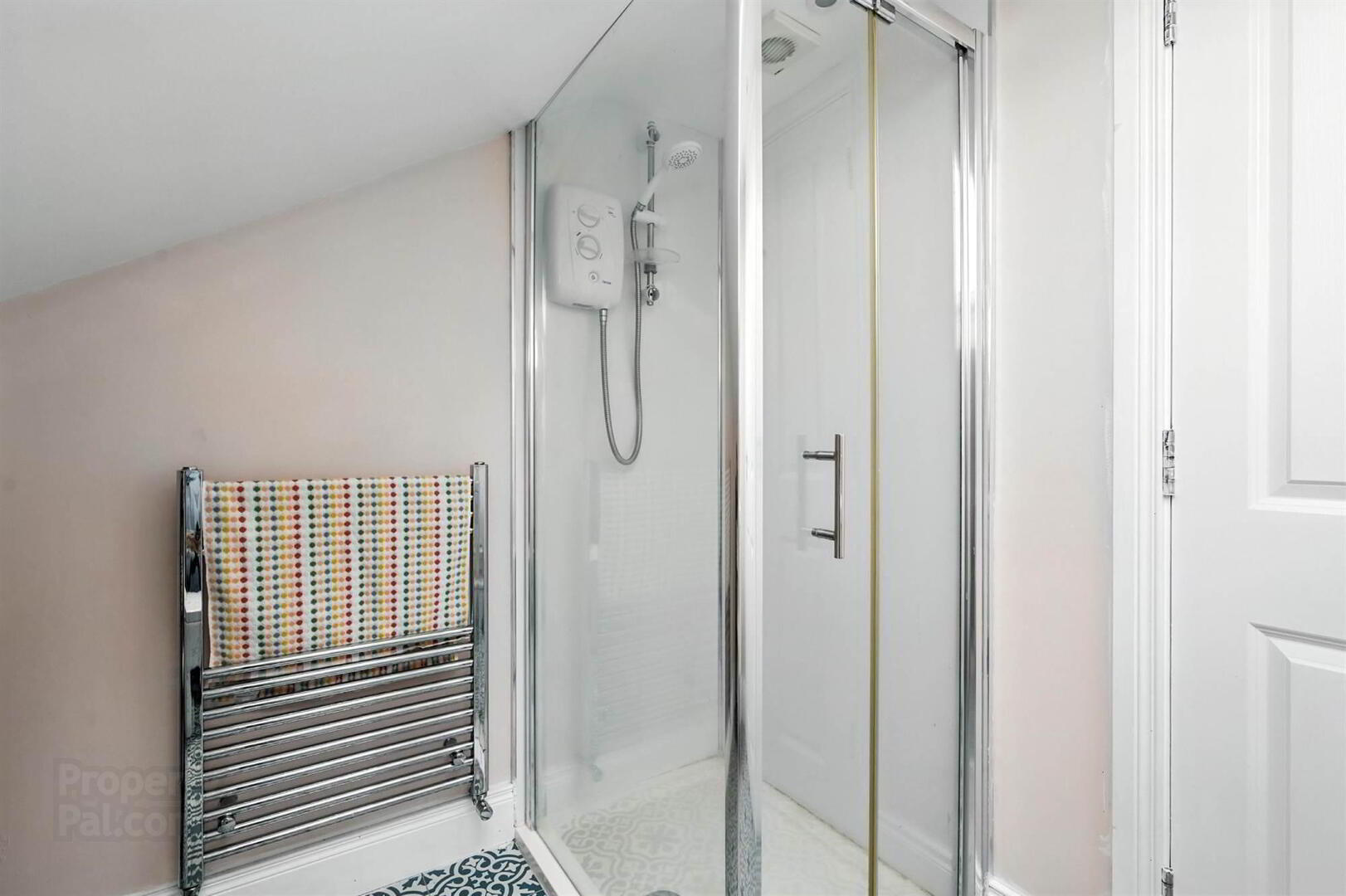 4 Ormiston Gardens 36 of 43