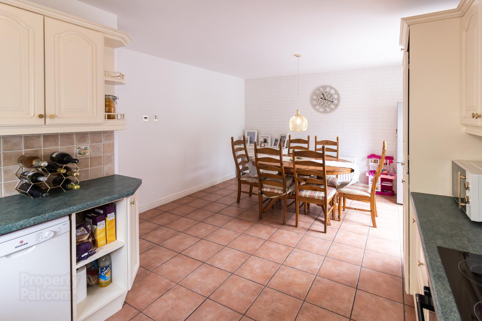 119 Abbey Park 13 of 27