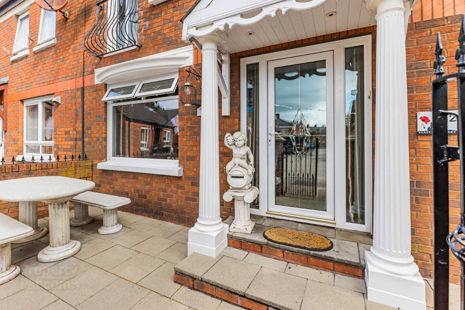 12 Vernon Court 2 of 26
