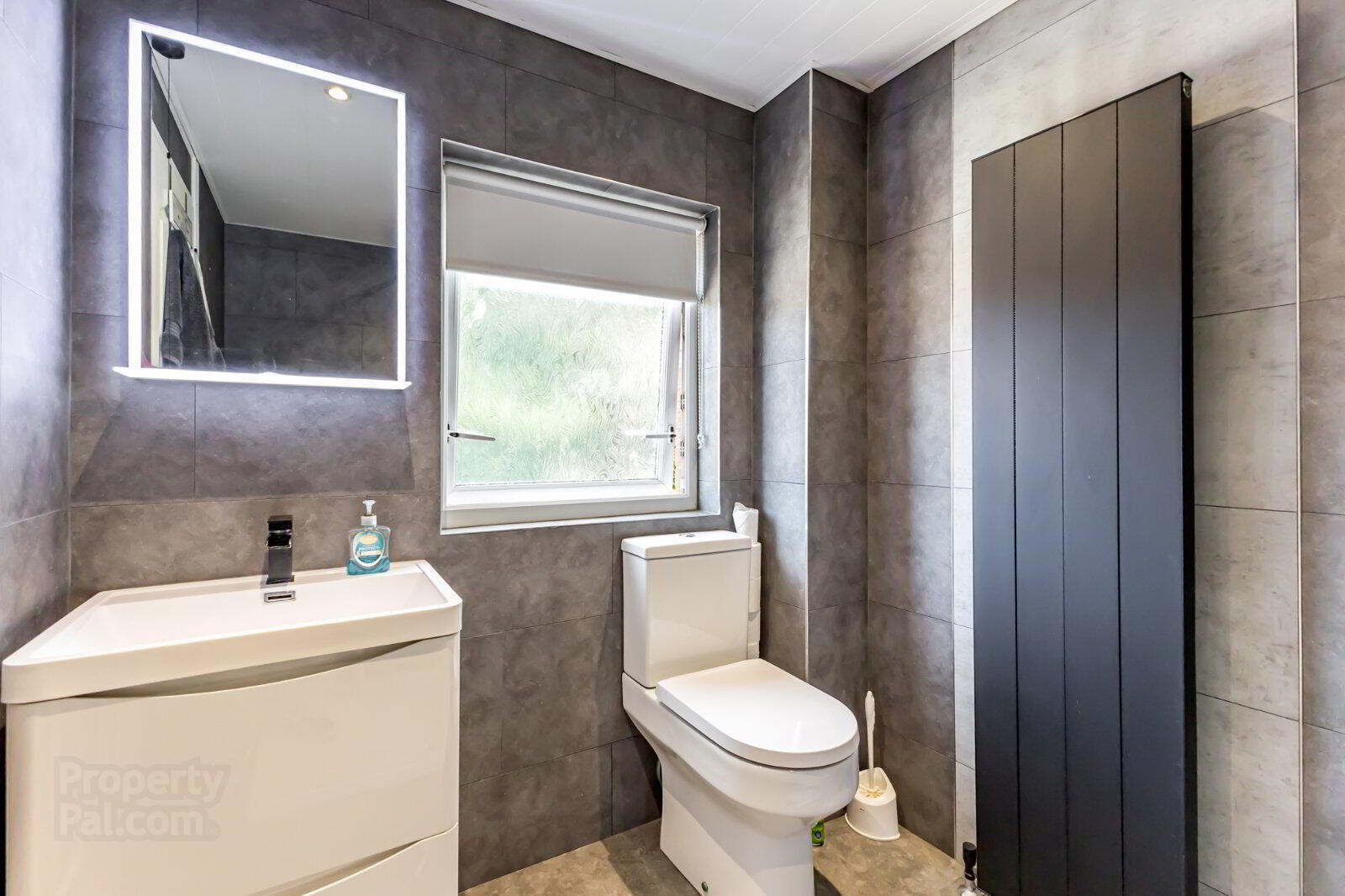 12 Vernon Court 23 of 26