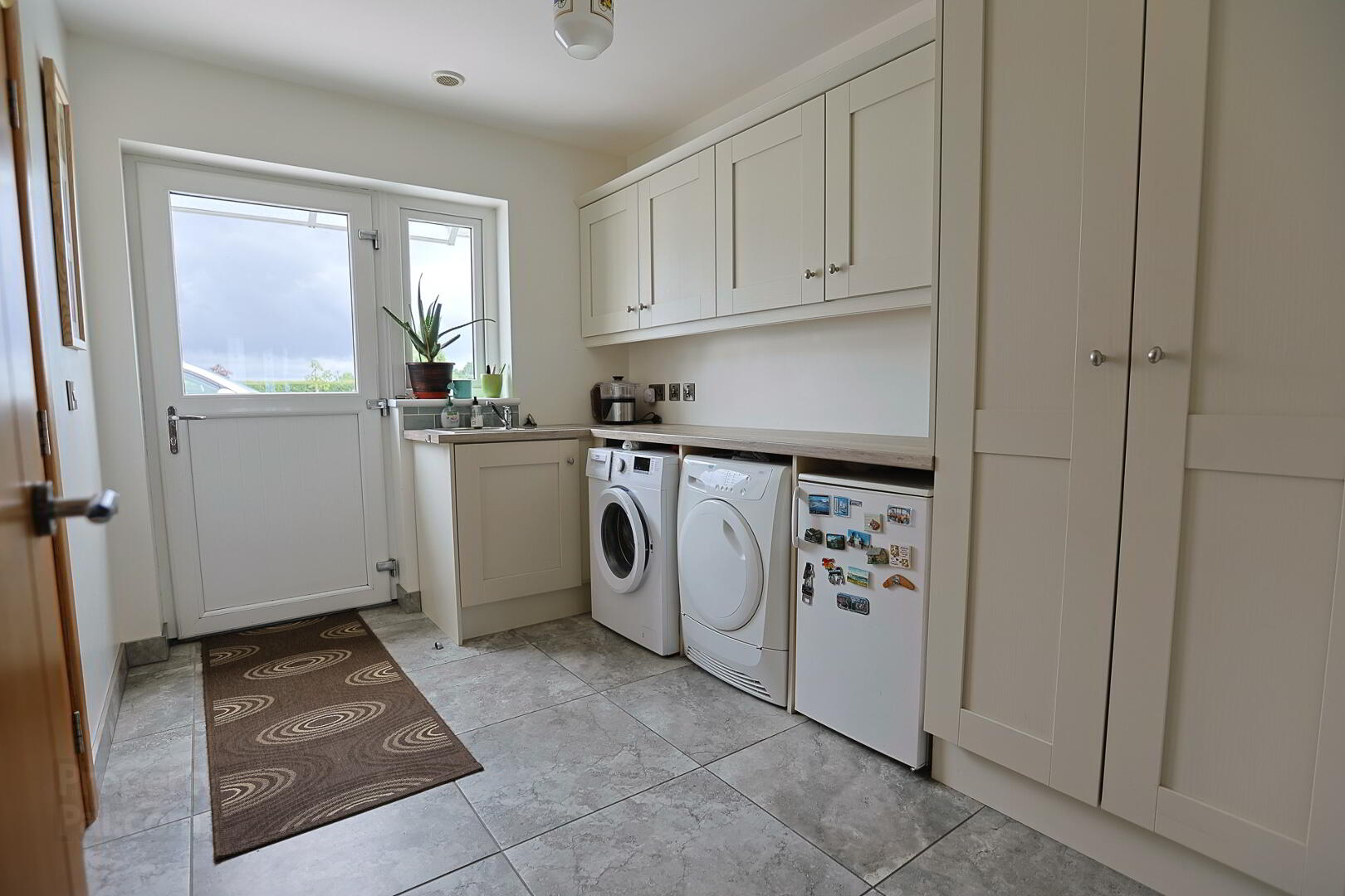 21 Farra Road 32 of 77