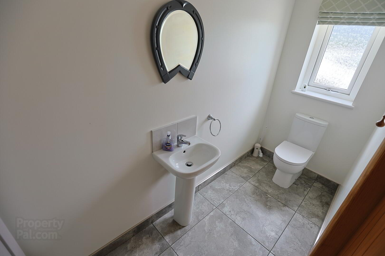 21 Farra Road 35 of 77