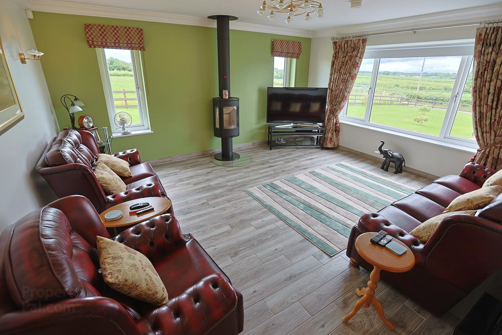 21 Farra Road 13 of 77