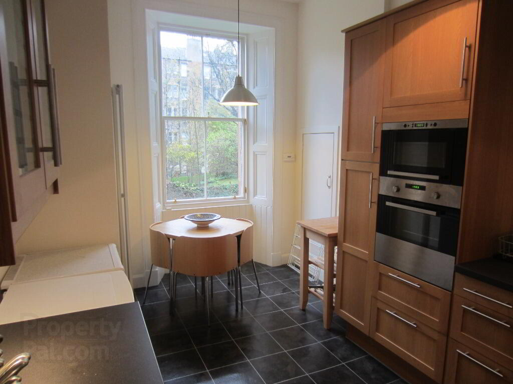 14 Bruntsfield Avenue 4 of 13