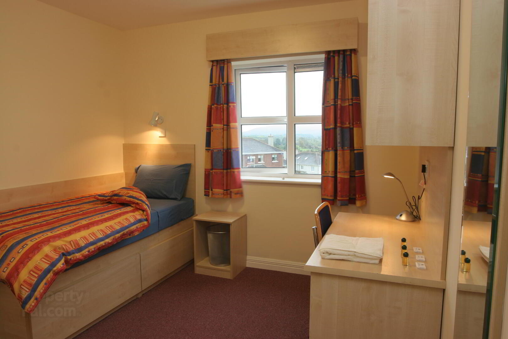 17 Yeats Village Apartments 5 of 6
