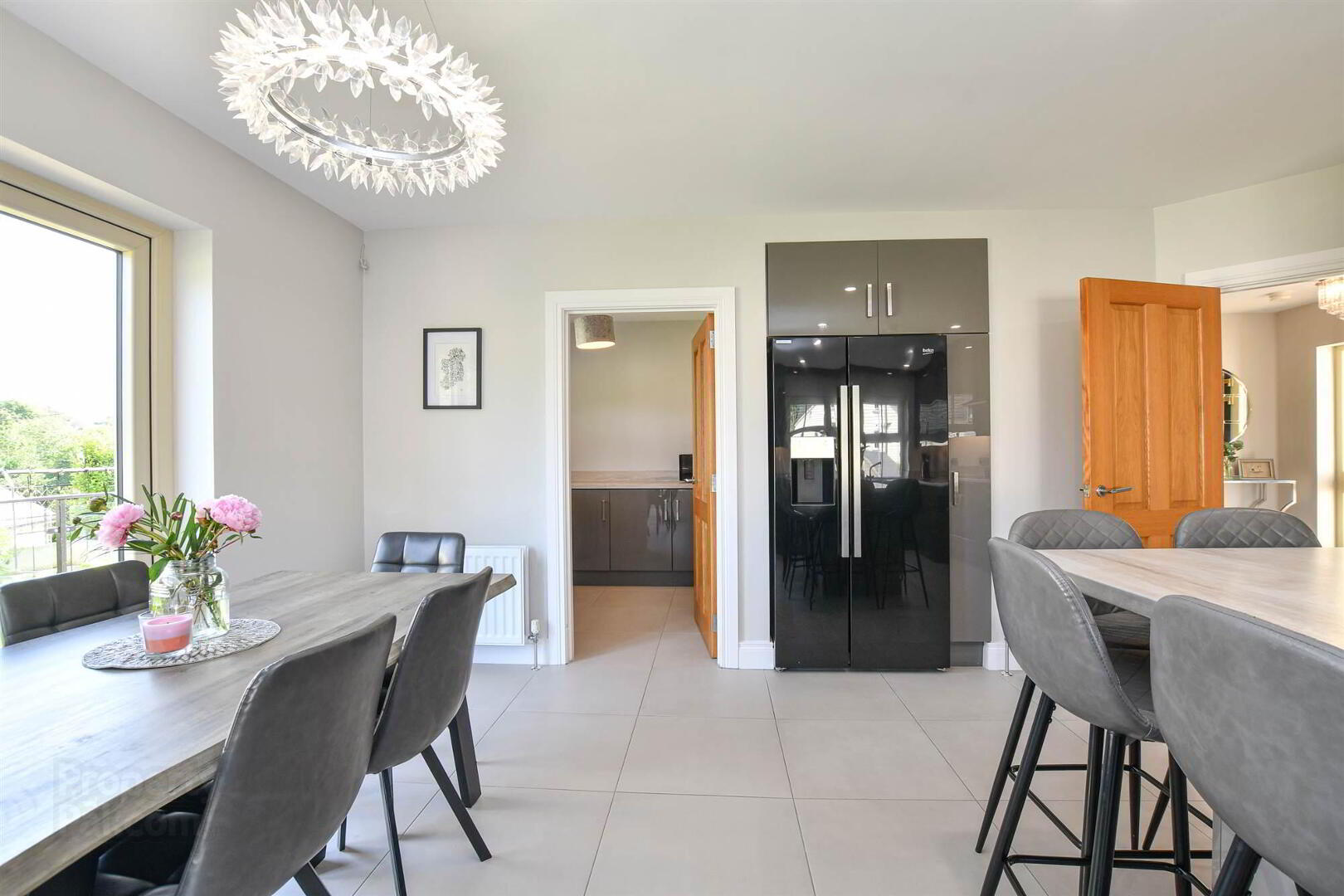 4 Strangford Manor 14 of 35