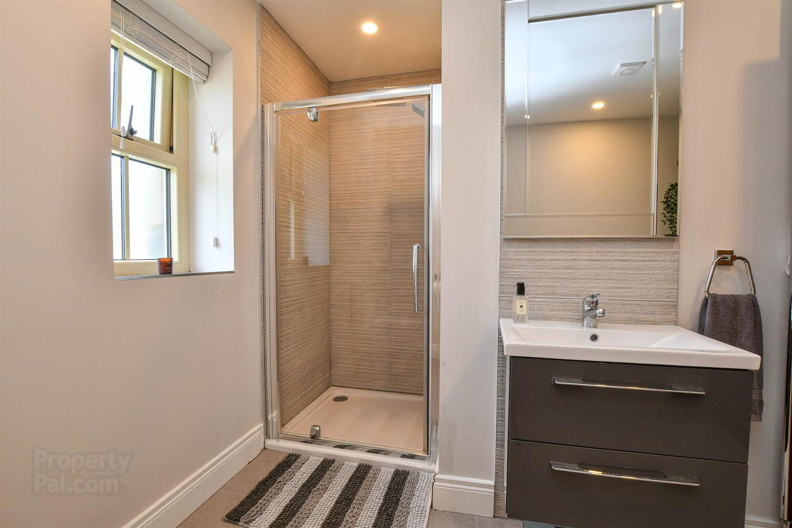 4 Strangford Manor 31 of 35