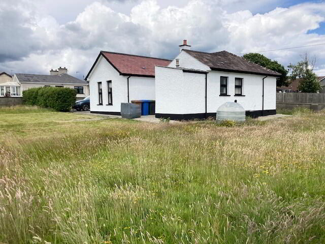 6 St Josephs Bungalows 4 of 14