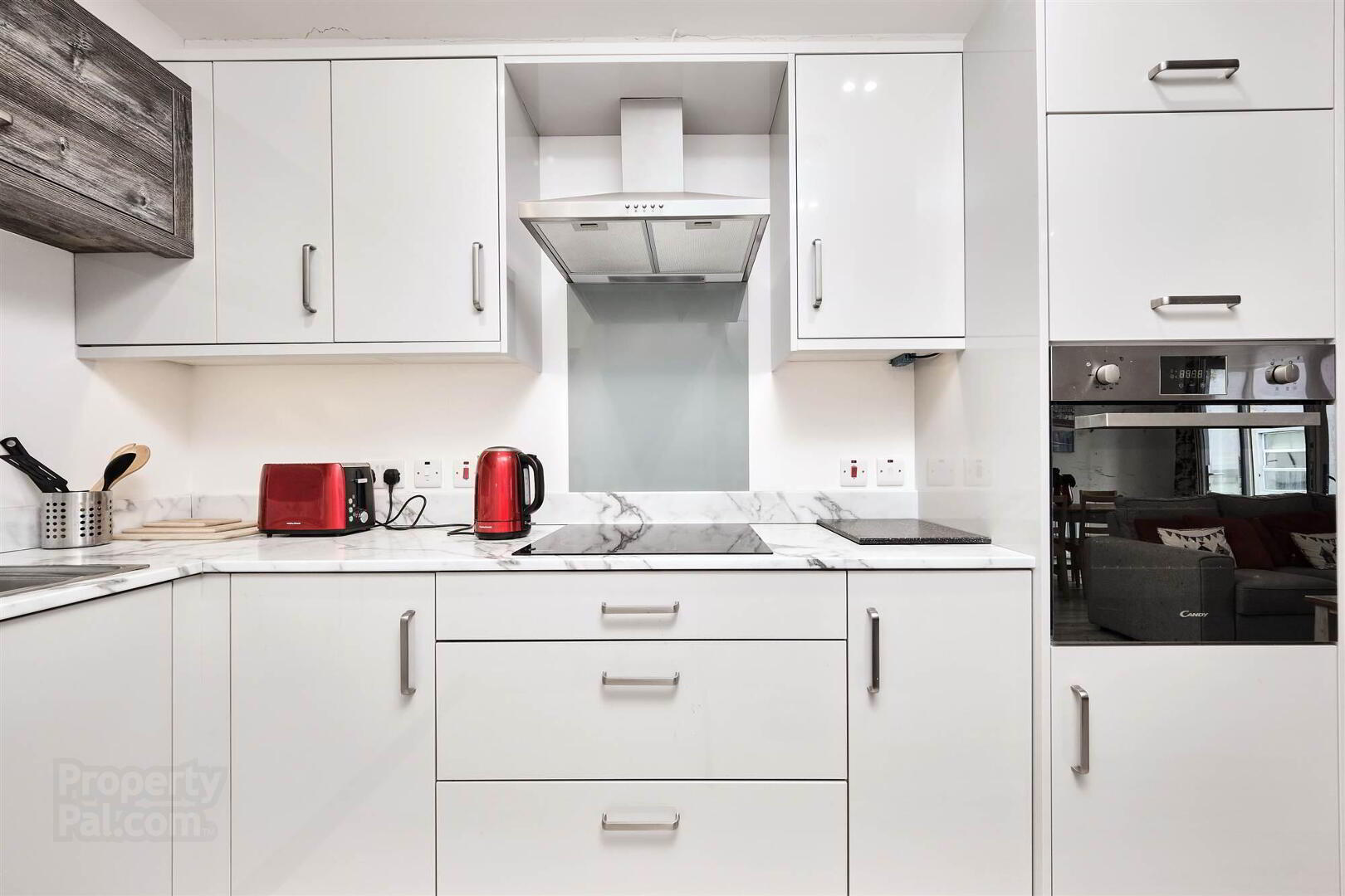 3 Dunluce View Apartments, 24 Dunluce Avenue 3 of 31