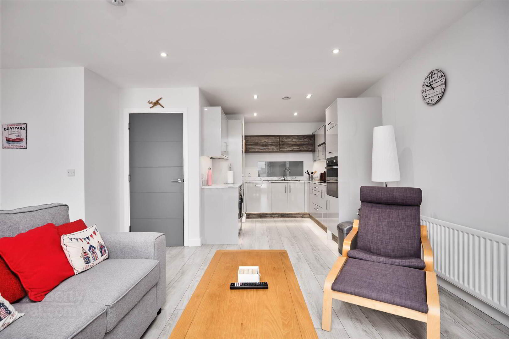 3 Dunluce View Apartments, 24 Dunluce Avenue 9 of 31