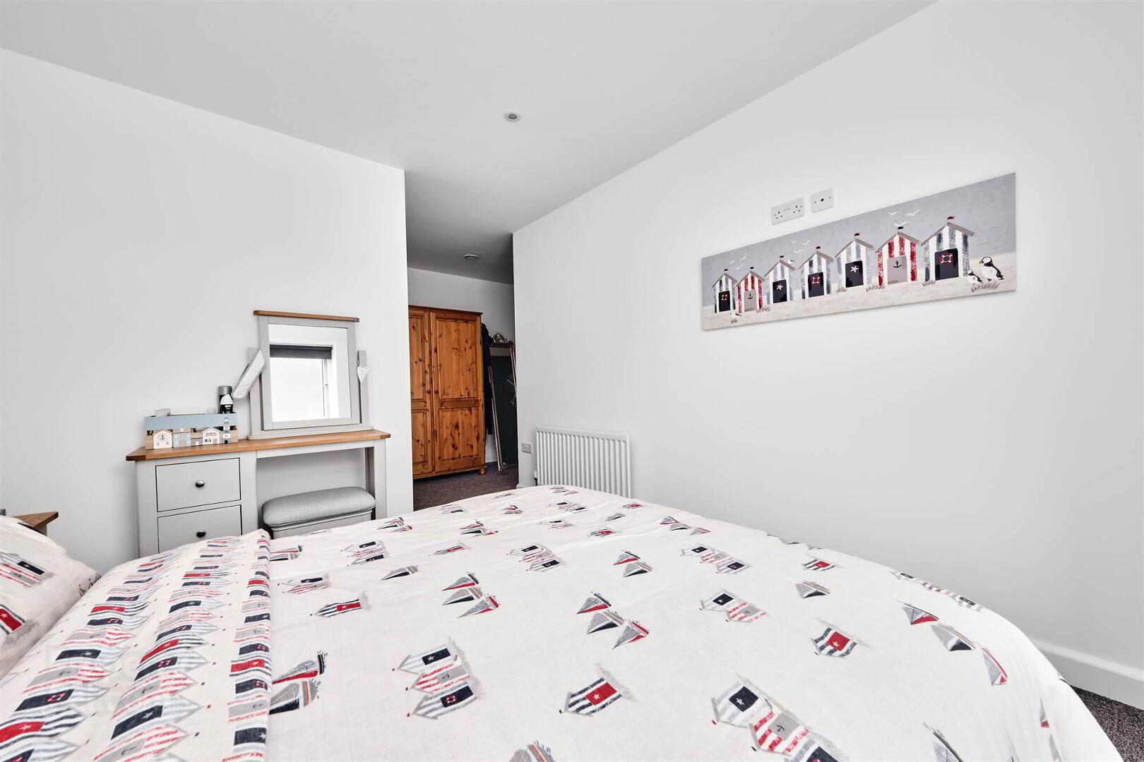 3 Dunluce View Apartments, 24 Dunluce Avenue 16 of 31