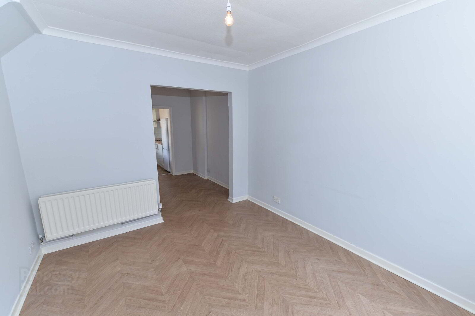 10 Dunraven Crescent 4 of 10