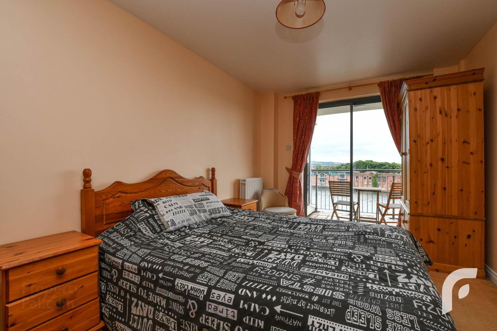 Apartment 16 St George`s Harbour 19 of 31