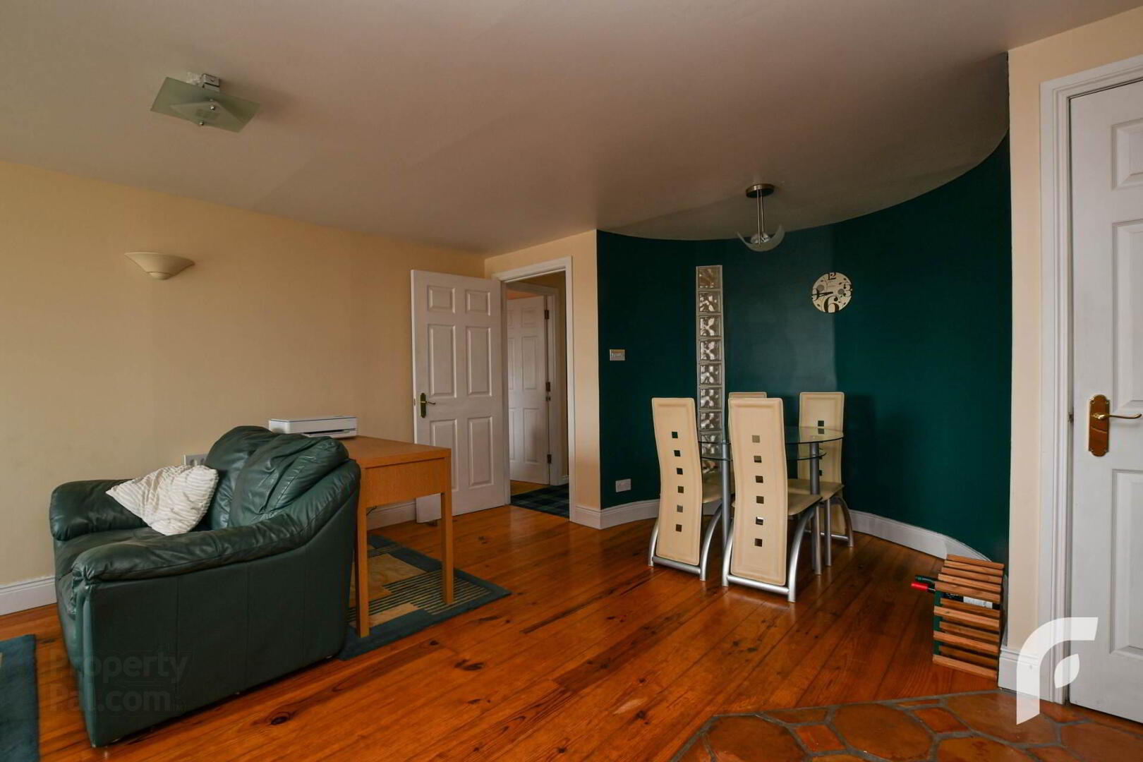 Apartment 16 St George`s Harbour 15 of 31