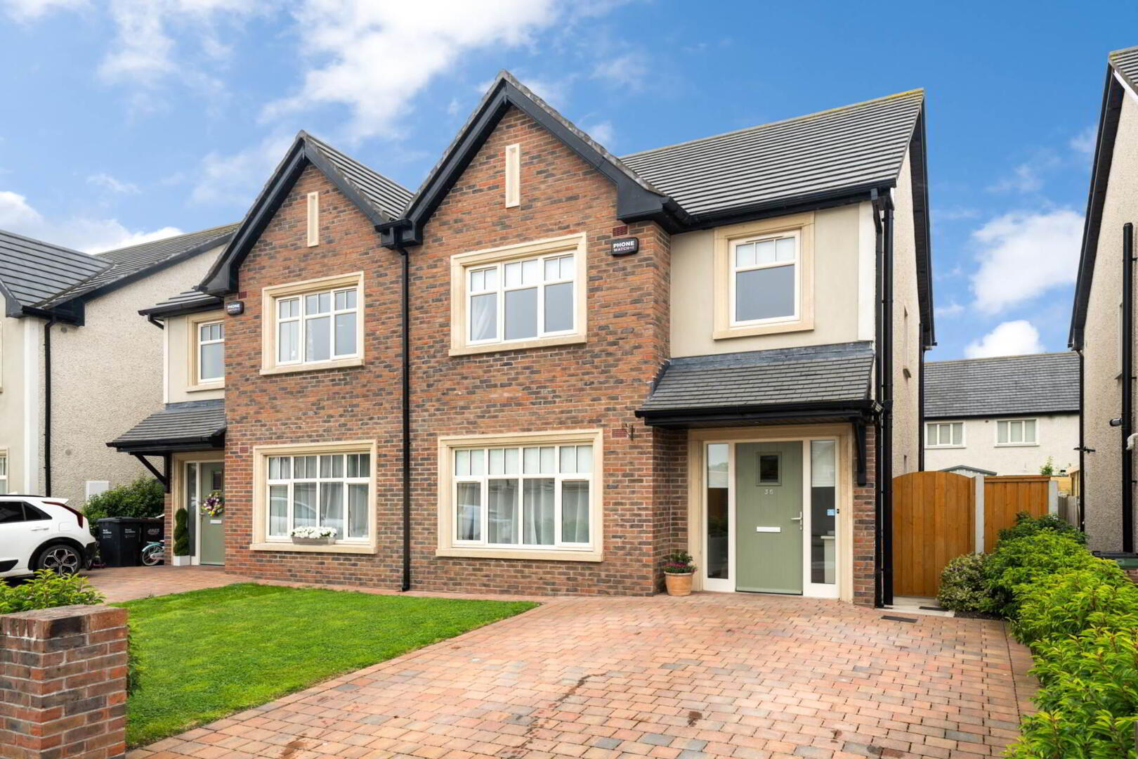 36 Kestrel Manor 1 of 21
