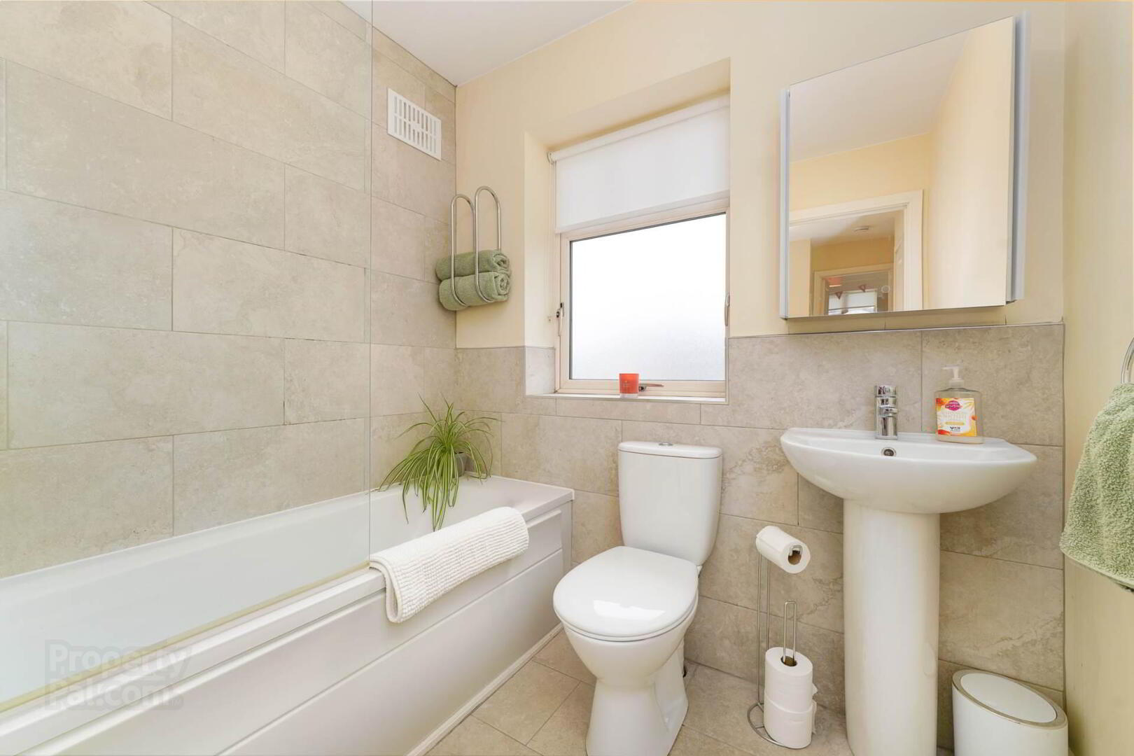 36 Kestrel Manor 18 of 21