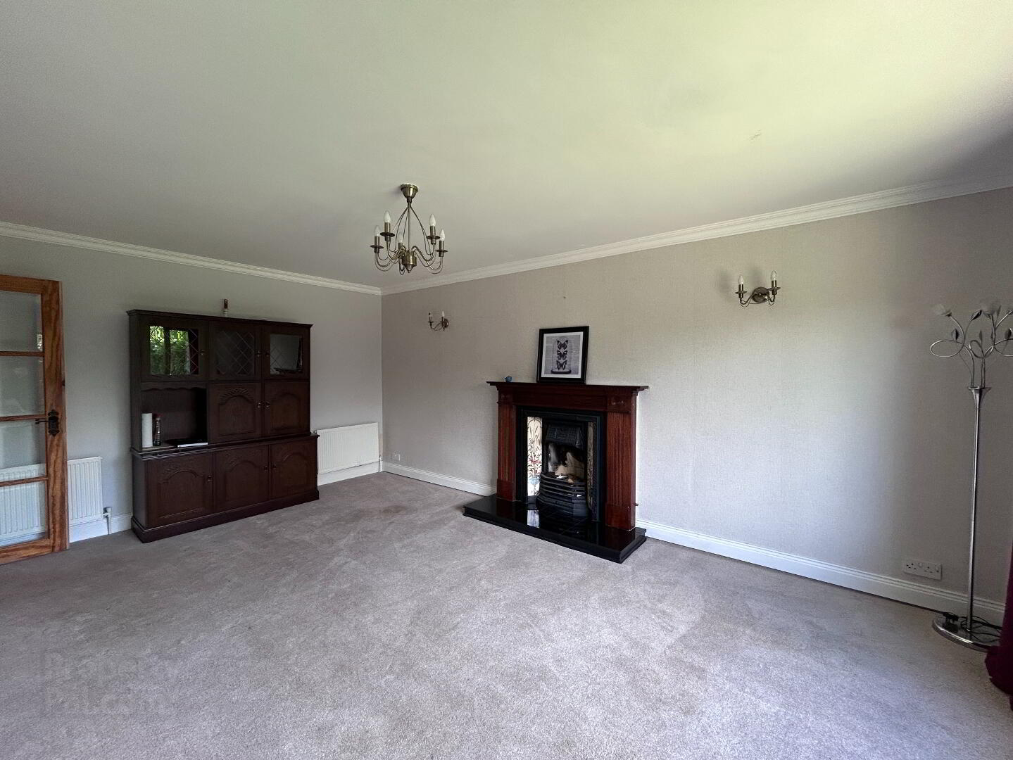 8 Moneysallin Road 6 of 23