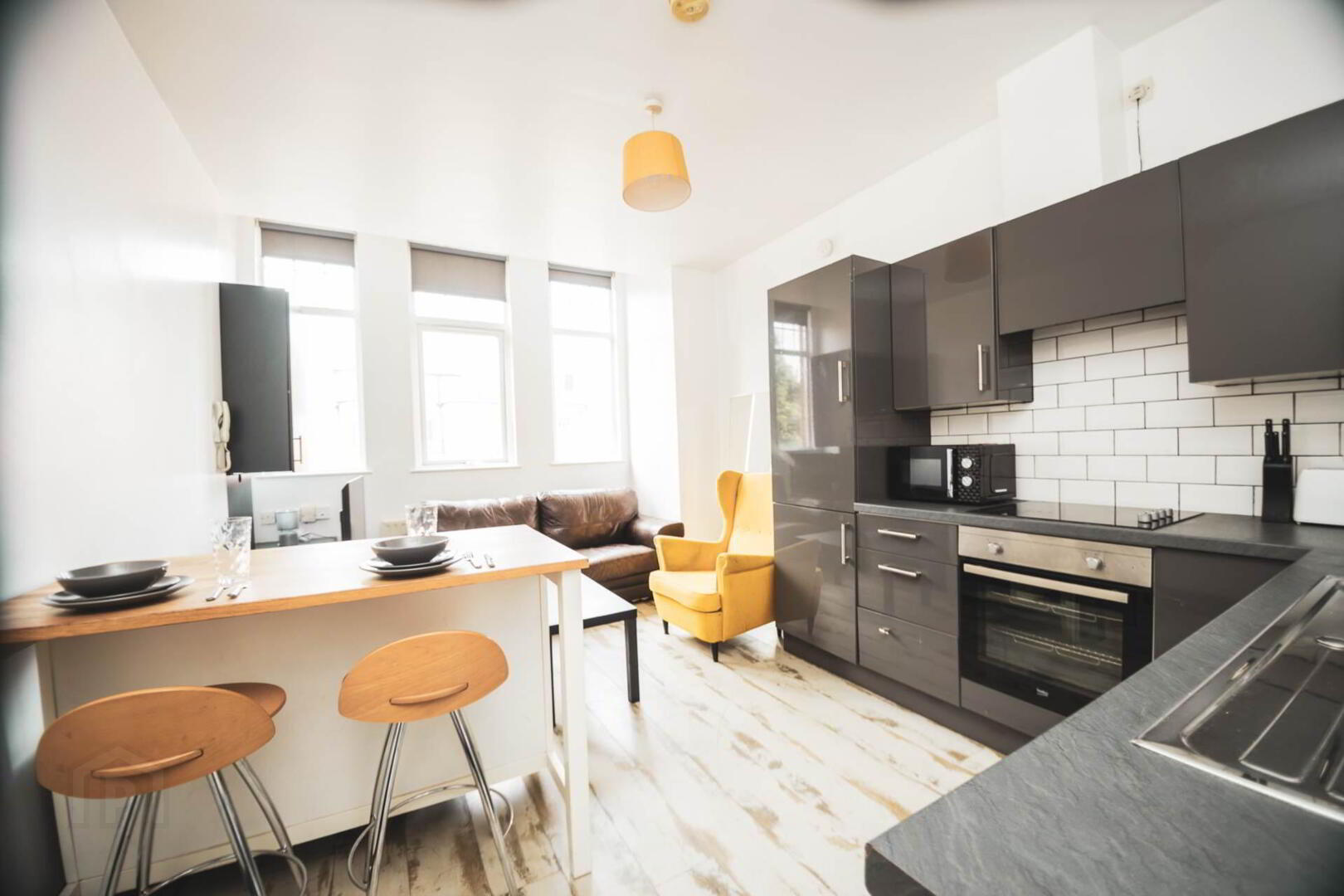 Apartment 2 Stranmillis Road 3 of 16