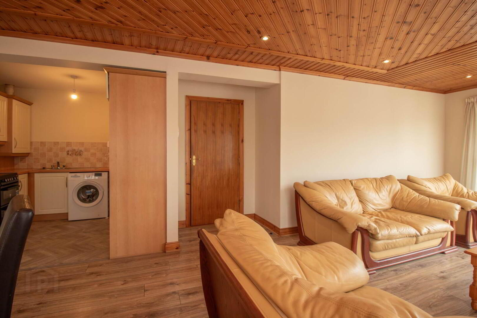 1 Convent Mews 3 of 15