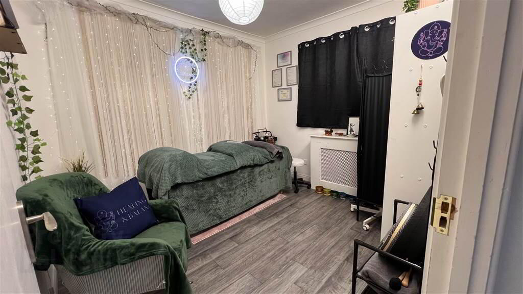 70a Andersonstown Road 8 of 18