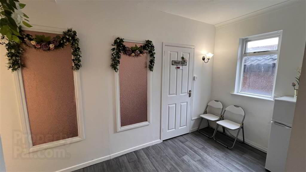 70a Andersonstown Road 14 of 18
