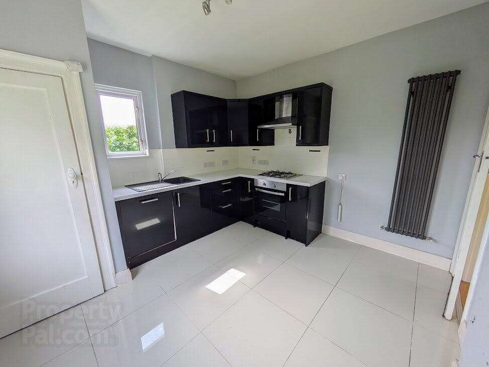 27 Ashley Drive 6 of 14