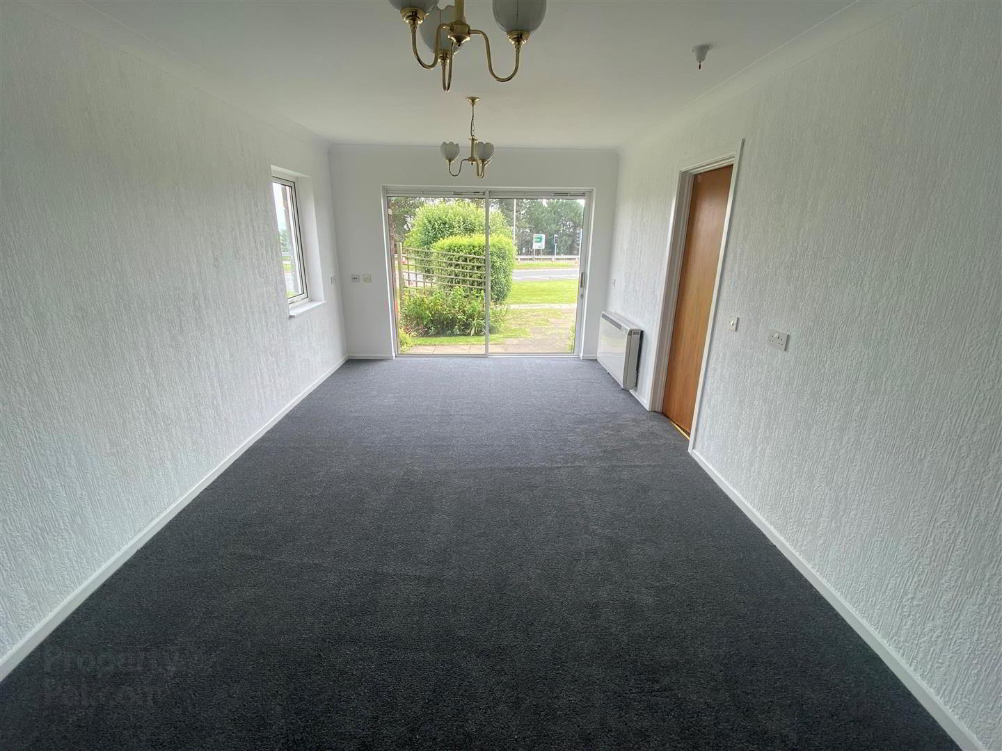 4 Lyndhurst Court 4 of 11