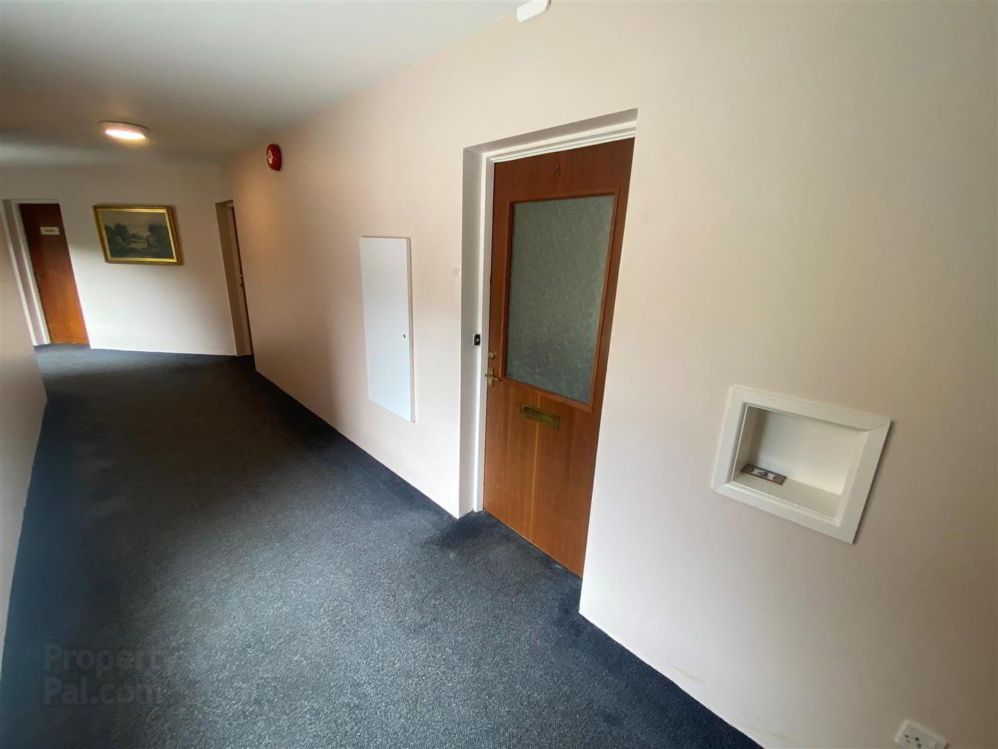 4 Lyndhurst Court 3 of 11