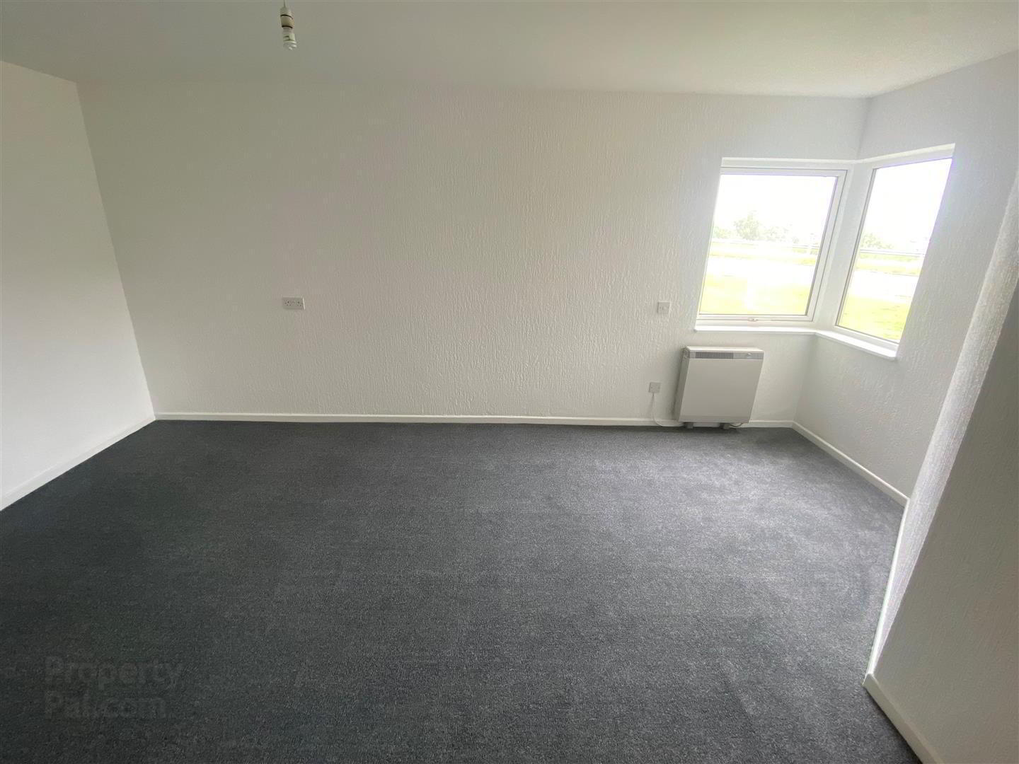 4 Lyndhurst Court 7 of 11