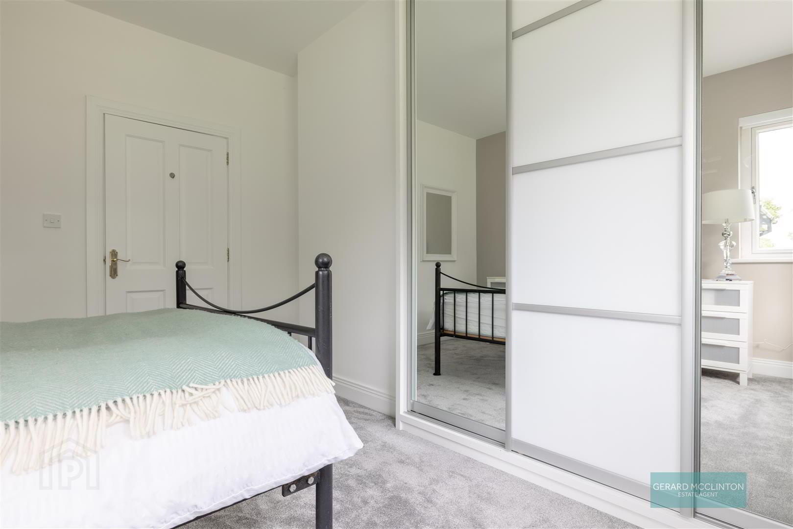 101 Villa Wood Road 52 of 68