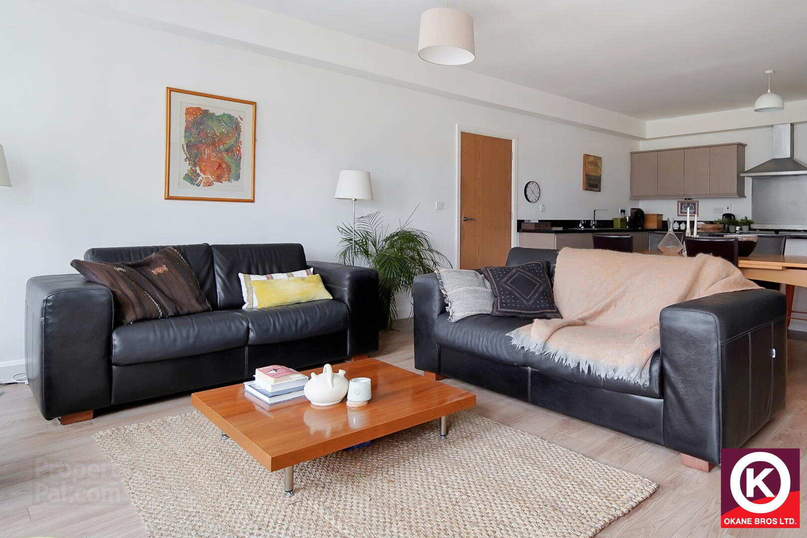 1 Highfield Court 13 of 31