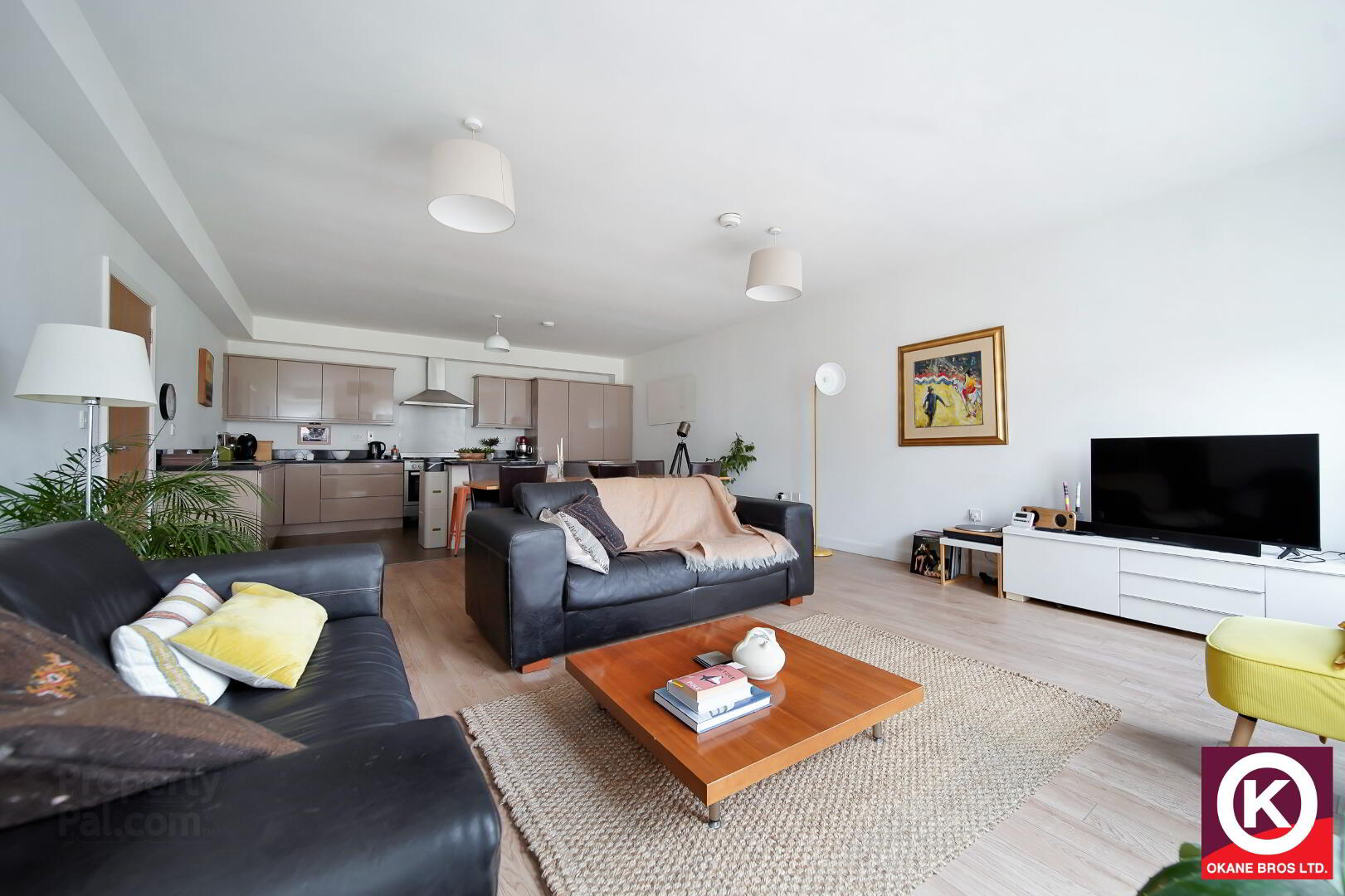 1 Highfield Court 14 of 31