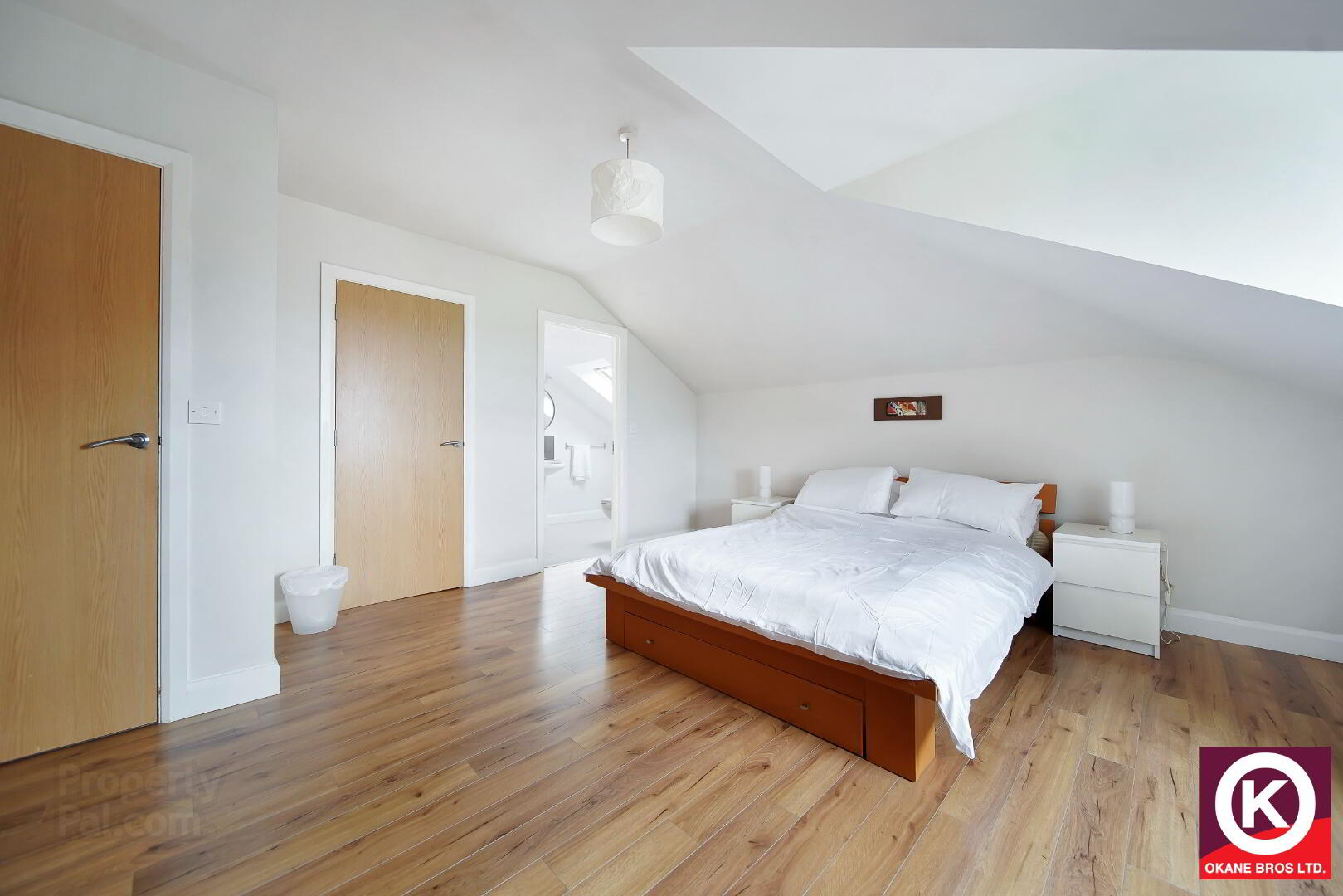 1 Highfield Court 25 of 31
