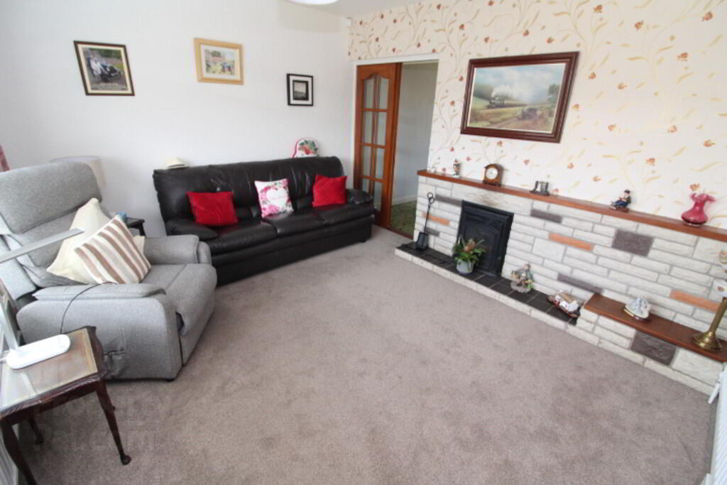 13 Carnvue Avenue 2 of 14