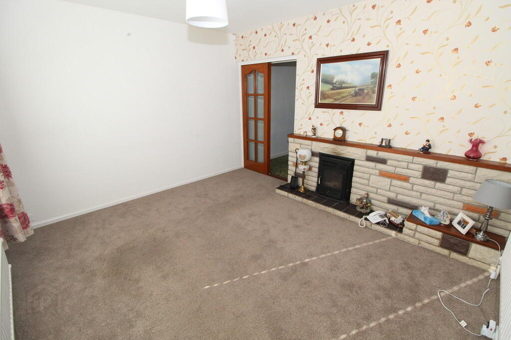 13 Carnvue Avenue 3 of 17